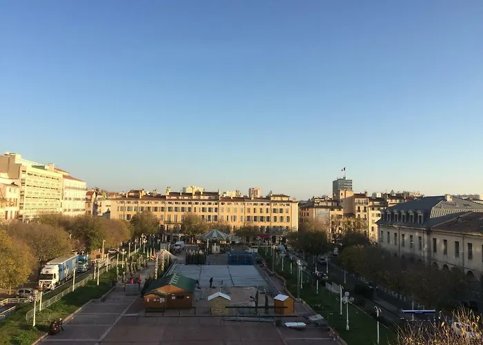 La Cle - Port - Gare - Centre De Toulon